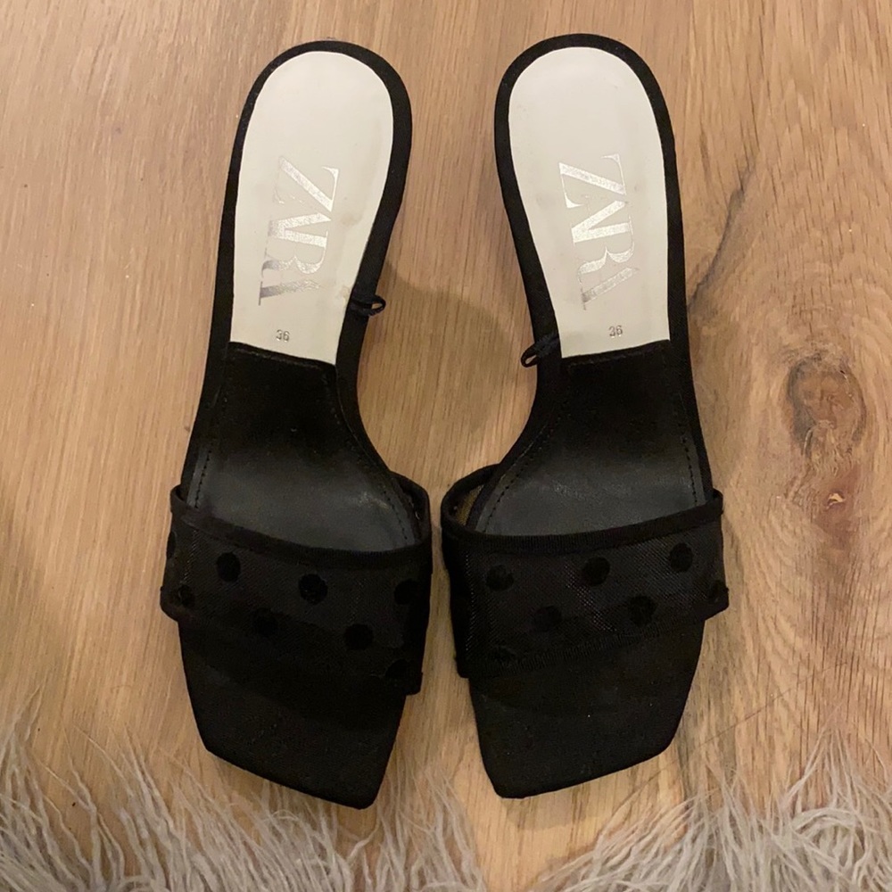 Polka dot black kitten heel sandal
